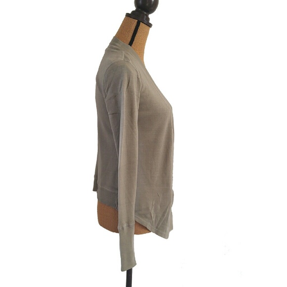 🆑CLOSING DOWN SALE Talbot Cardigan Petite P NWOT - Picture 2 of 4